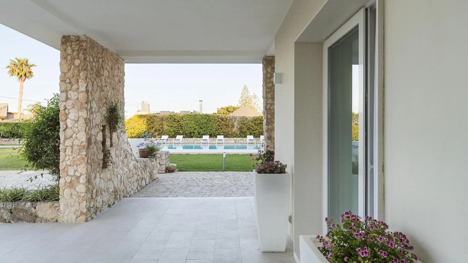Villa Diletta Fontane Bianche Italy